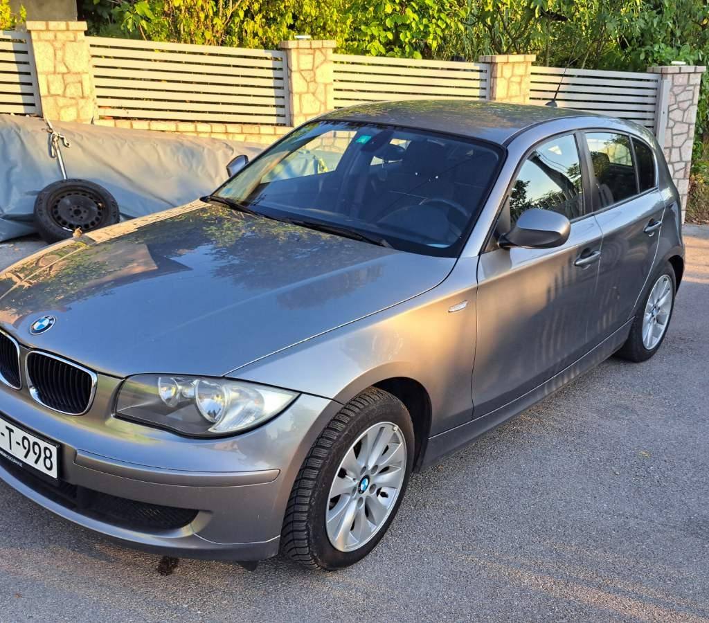 BMW 118 D 2012 — fotografija 1