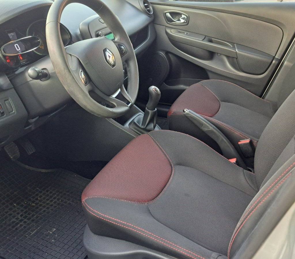 Renault Clio 2016 — fotografija 3