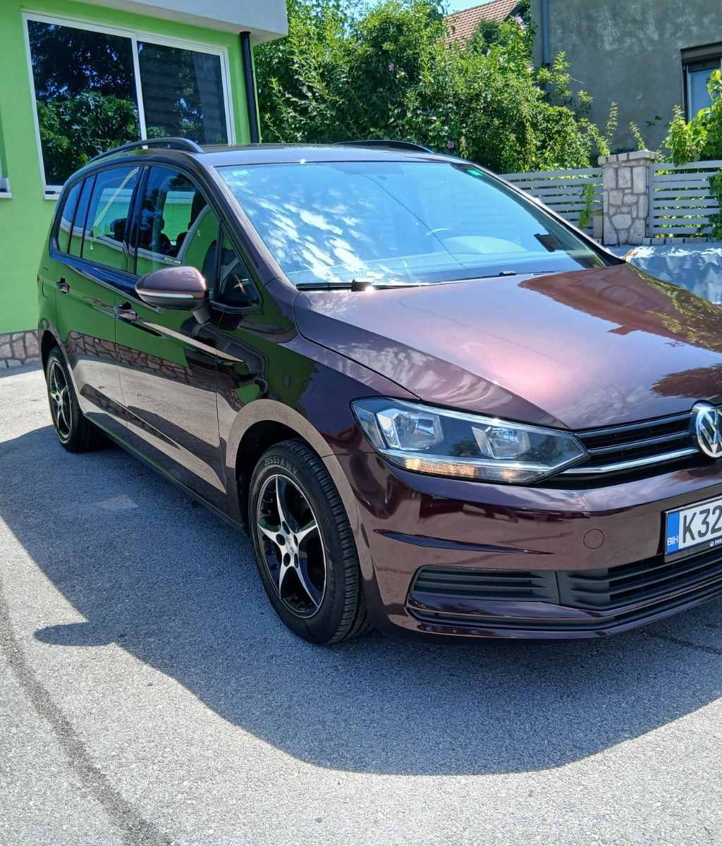 Volkswagen Touran 2018 — fotografija 2